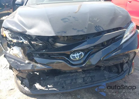 2018 Toyota Camry Le из США, поврежденный, VIN 4T1B11HK2JU081624